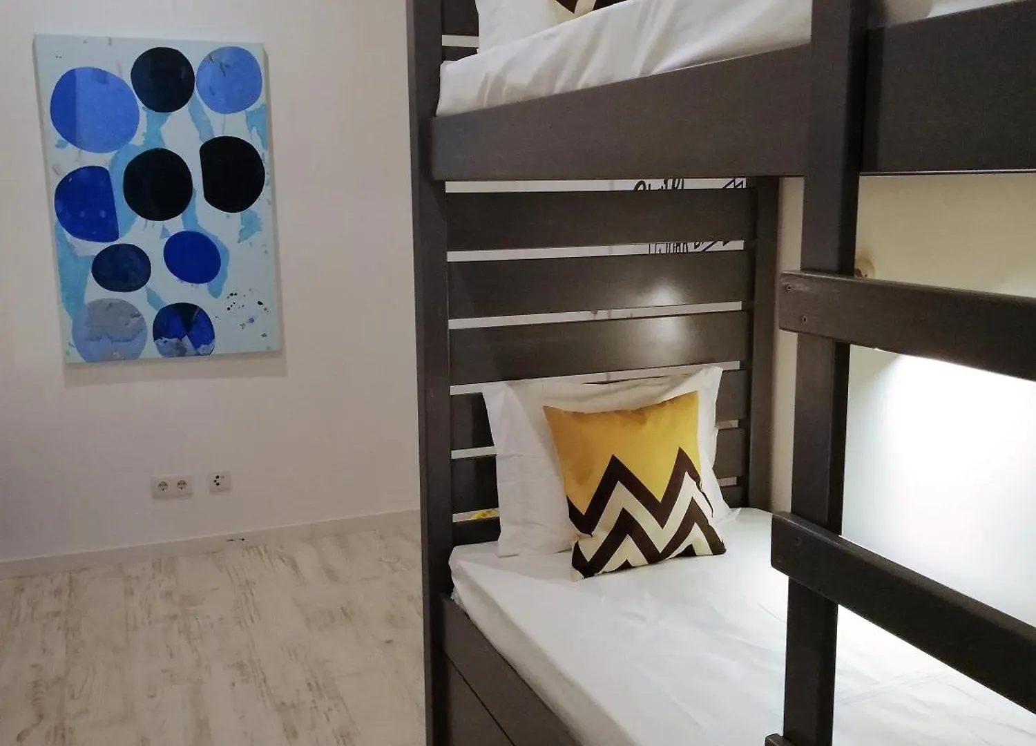 אלבופיירה Son Of A Beach Hostel