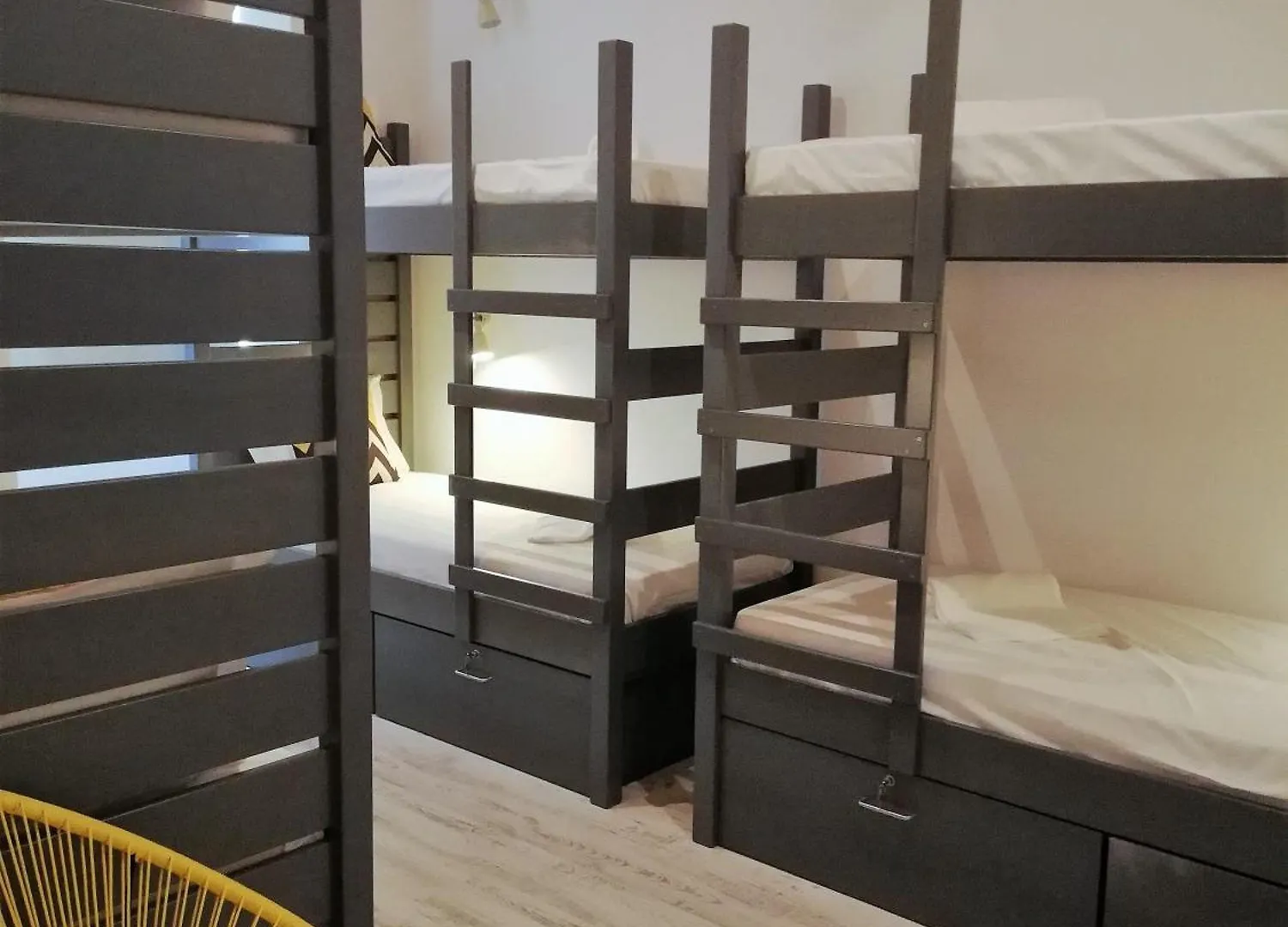 אלבופיירה Son Of A Beach Hostel