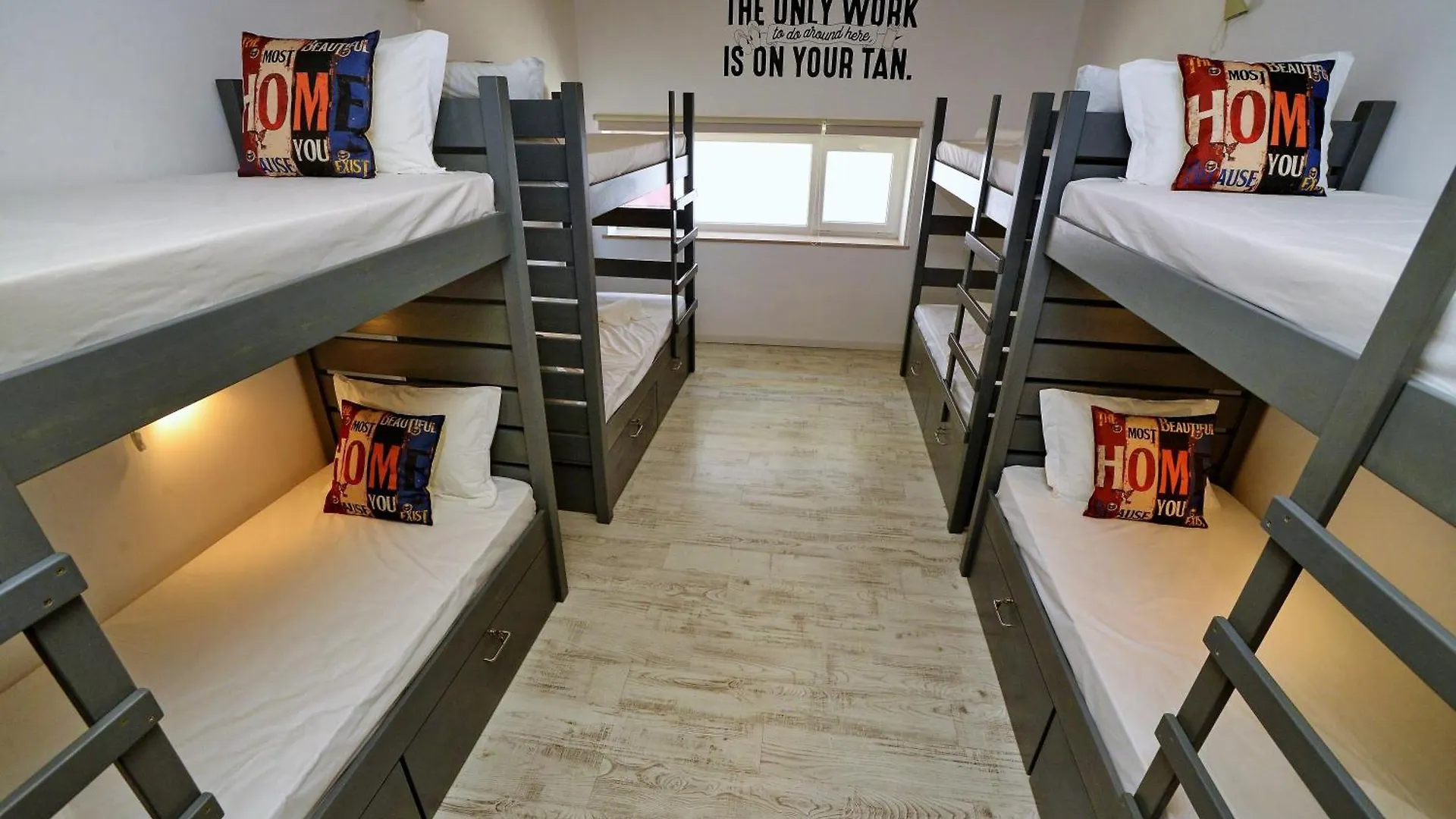 אלבופיירה Son Of A Beach Hostel